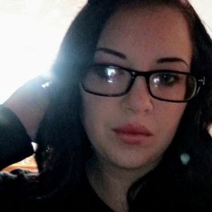 Meet your Posher, Amara